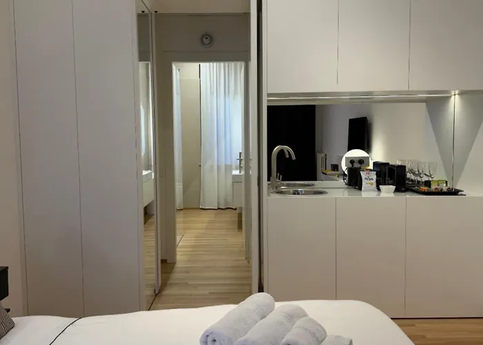 Apartment Raro Dimore - Design - Senza Barriere Architettoniche Lecco