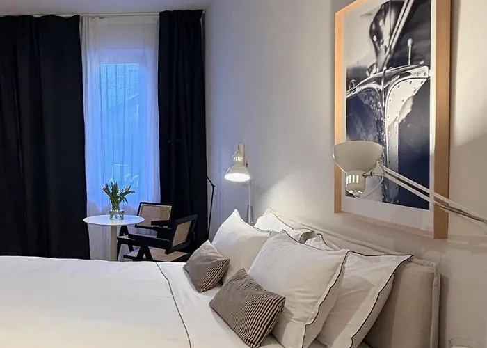 Raro Dimore - Design - Senza Barriere Architettoniche Lecco